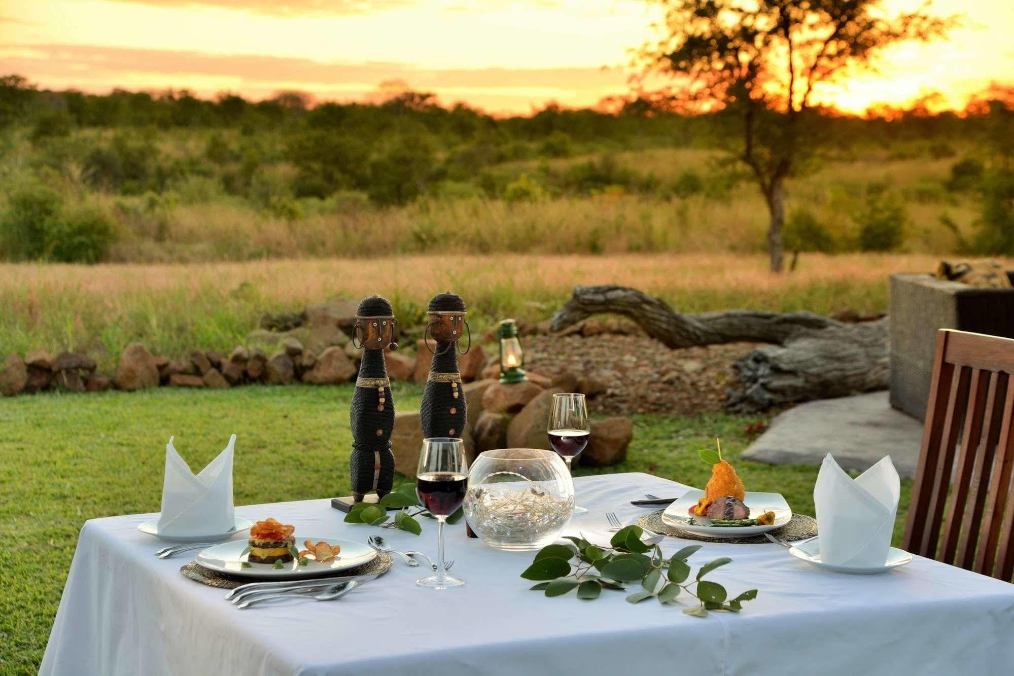Wildtrack Safaris Eco Lodge Pandamatenga エクステリア 写真