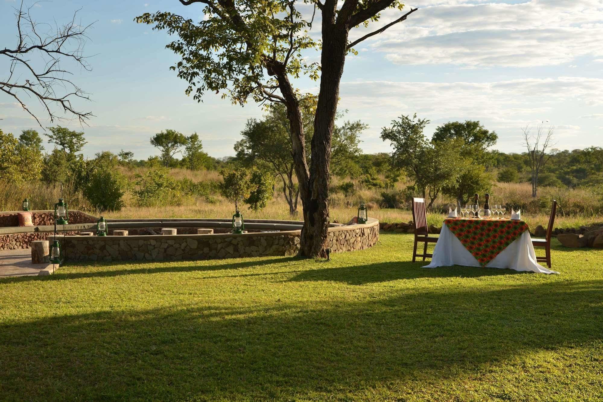 Wildtrack Safaris Eco Lodge Pandamatenga エクステリア 写真